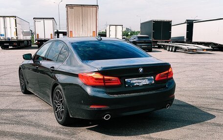 BMW 5 серия, 2018 год, 2 680 000 рублей, 2 фотография