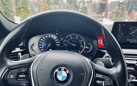 BMW 5 серия, 2018 год, 2 680 000 рублей, 14 фотография