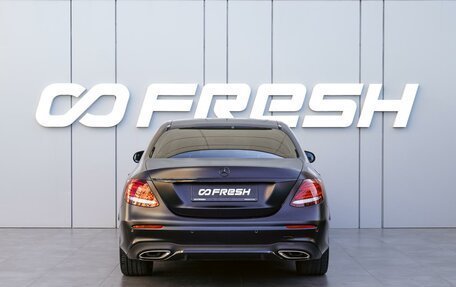 Mercedes-Benz E-Класс, 2017 год, 3 150 000 рублей, 4 фотография