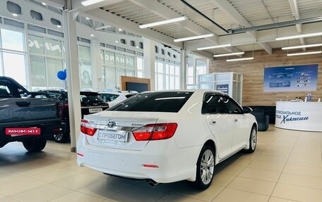 Toyota Camry, 2014 год, 1 999 000 рублей, 6 фотография