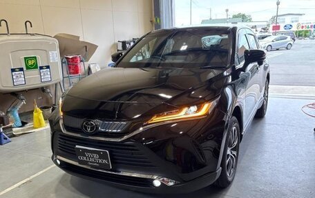 Toyota Harrier, 2022 год, 2 800 000 рублей, 2 фотография