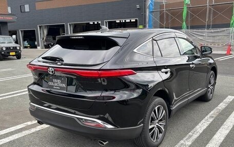 Toyota Harrier, 2022 год, 2 800 000 рублей, 5 фотография