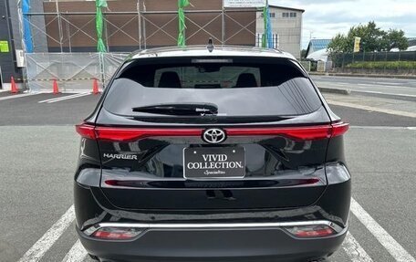 Toyota Harrier, 2022 год, 2 800 000 рублей, 7 фотография