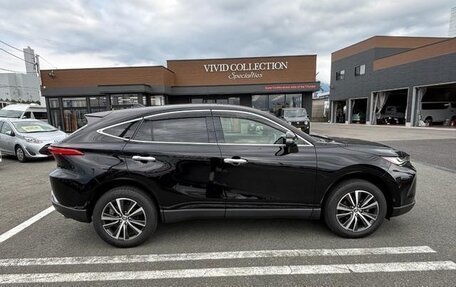 Toyota Harrier, 2022 год, 2 800 000 рублей, 6 фотография
