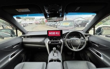Toyota Harrier, 2022 год, 2 800 000 рублей, 9 фотография