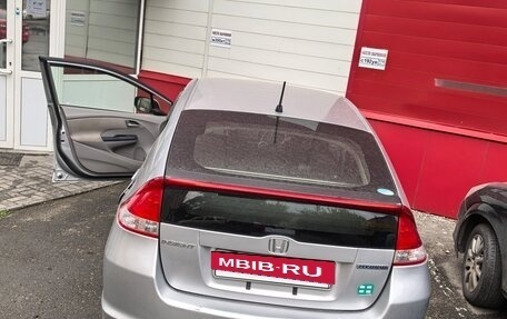 Honda Insight II рестайлинг, 2009 год, 650 000 рублей, 3 фотография