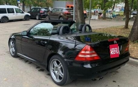 Mercedes-Benz SLK-Класс, 2002 год, 1 000 000 рублей, 2 фотография
