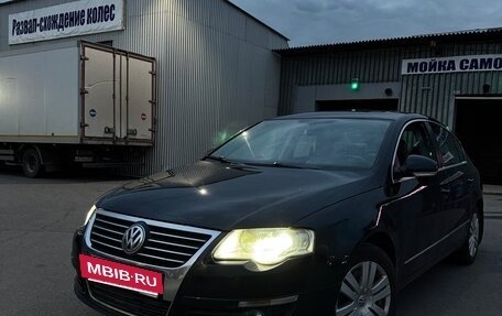 Volkswagen Passat B6, 2005 год, 730 000 рублей, 2 фотография