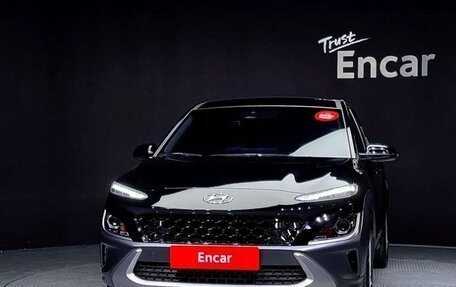 Hyundai Kona I, 2022 год, 1 490 000 рублей, 3 фотография