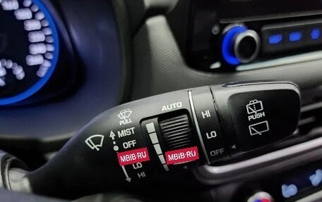 Hyundai Kona I, 2022 год, 1 490 000 рублей, 9 фотография