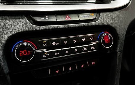 KIA cee'd III, 2021 год, 1 697 000 рублей, 26 фотография