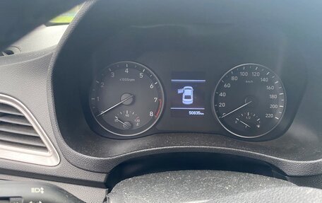 Hyundai Solaris II рестайлинг, 2019 год, 1 790 000 рублей, 8 фотография