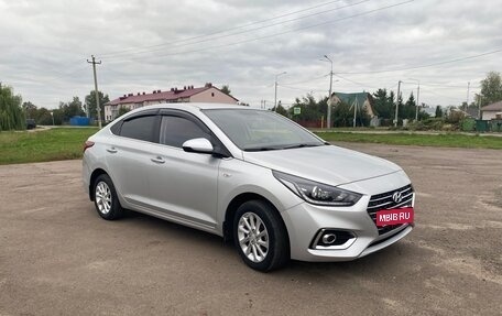 Hyundai Solaris II рестайлинг, 2019 год, 1 790 000 рублей, 3 фотография