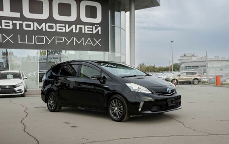 Toyota Prius Alpha I (ZVW40/41), 2013 год, 1 400 000 рублей, 1 фотография