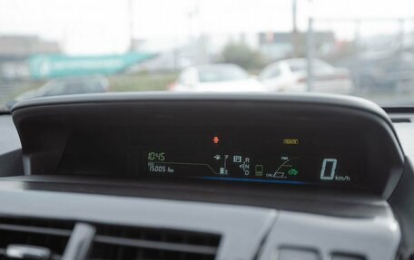 Toyota Prius Alpha I (ZVW40/41), 2013 год, 1 400 000 рублей, 12 фотография