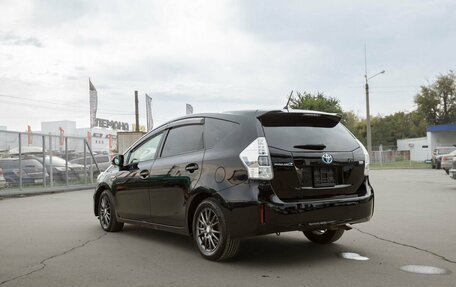 Toyota Prius Alpha I (ZVW40/41), 2013 год, 1 400 000 рублей, 7 фотография