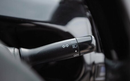 Toyota Prius Alpha I (ZVW40/41), 2013 год, 1 400 000 рублей, 20 фотография