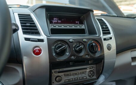 Mitsubishi Pajero Sport II рестайлинг, 2012 год, 1 645 000 рублей, 14 фотография