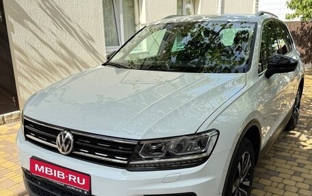 Volkswagen Tiguan II, 2019 год, 3 100 000 рублей, 1 фотография