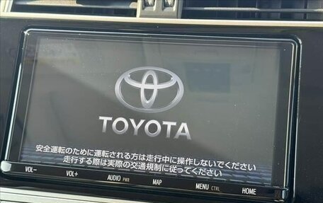 Toyota Land Cruiser Prado 150 рестайлинг 2, 2022 год, 4 250 000 рублей, 12 фотография