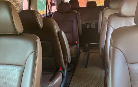 Hyundai Grand Starex Grand Starex I рестайлинг 2, 2018 год, 4 150 000 рублей, 10 фотография