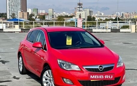 Opel Astra J, 2011 год, 695 000 рублей, 3 фотография