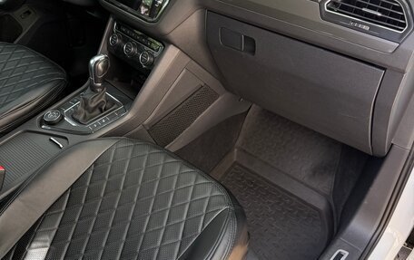 Volkswagen Tiguan II, 2019 год, 3 100 000 рублей, 24 фотография