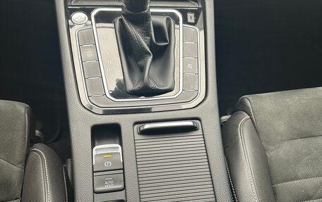 Volkswagen Passat B8 рестайлинг, 2021 год, 2 500 000 рублей, 13 фотография