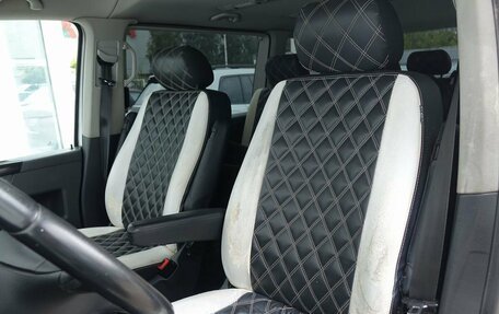 Volkswagen Caravelle T5, 2012 год, 1 830 000 рублей, 8 фотография