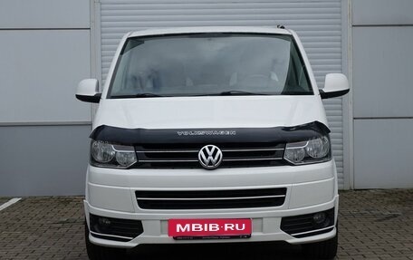 Volkswagen Caravelle T5, 2012 год, 1 830 000 рублей, 3 фотография