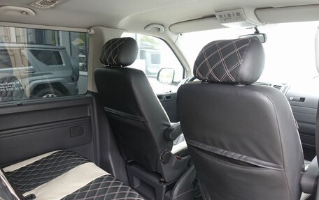 Volkswagen Caravelle T5, 2012 год, 1 830 000 рублей, 19 фотография