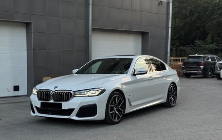 BMW 5 серия, 2022 год, 3 500 000 рублей, 1 фотография