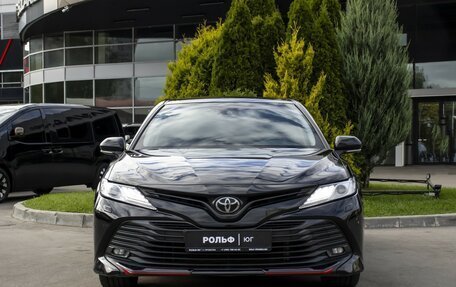 Toyota Camry, 2020 год, 1 495 000 рублей, 2 фотография