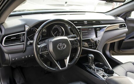 Toyota Camry, 2020 год, 1 495 000 рублей, 19 фотография