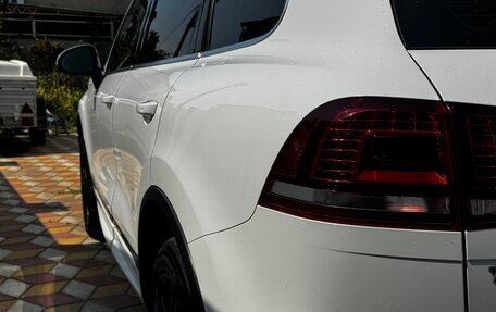 Volkswagen Touareg III, 2017 год, 3 250 000 рублей, 10 фотография