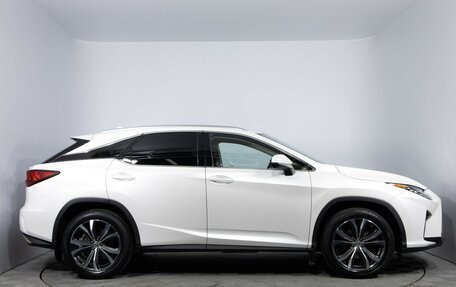 Lexus RX IV рестайлинг, 2017 год, 3 990 000 рублей, 4 фотография