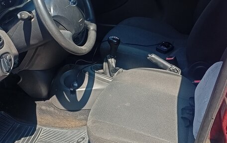 Ford Focus IV, 2004 год, 355 000 рублей, 5 фотография