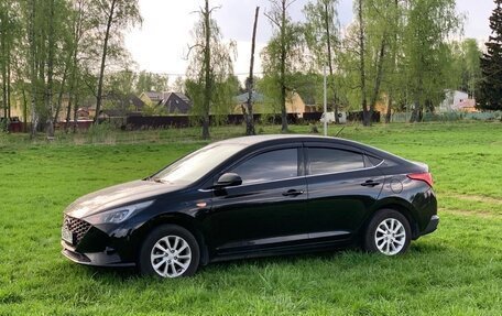 Hyundai Solaris II рестайлинг, 2020 год, 1 650 000 рублей, 2 фотография