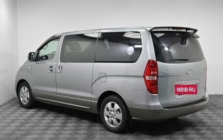 Hyundai Grand Starex Grand Starex I рестайлинг 2, 2012 год, 1 549 000 рублей, 4 фотография