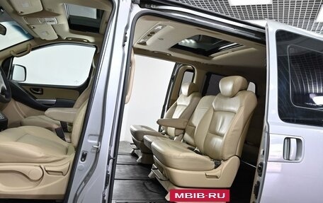Hyundai Grand Starex Grand Starex I рестайлинг 2, 2012 год, 1 549 000 рублей, 6 фотография