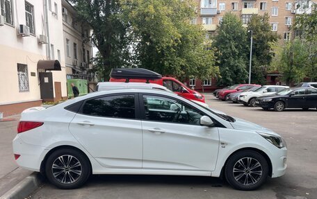 Hyundai Solaris II рестайлинг, 2015 год, 1 130 000 рублей, 13 фотография