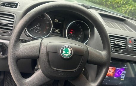 Skoda Yeti I рестайлинг, 2012 год, 1 000 000 рублей, 15 фотография