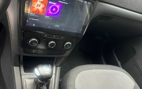 Skoda Yeti I рестайлинг, 2012 год, 1 000 000 рублей, 14 фотография