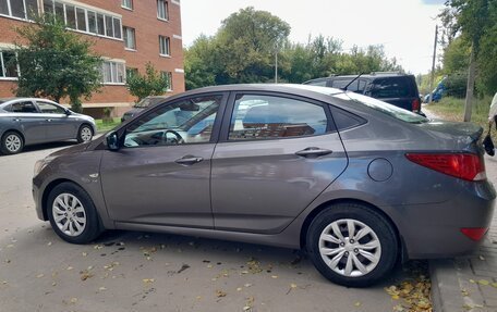 Hyundai Solaris II рестайлинг, 2015 год, 1 120 000 рублей, 7 фотография