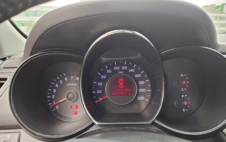 KIA Rio III рестайлинг, 2012 год, 650 000 рублей, 6 фотография