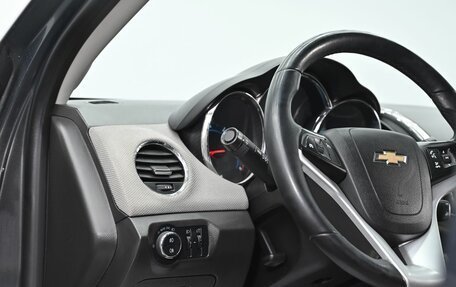 Chevrolet Cruze II, 2013 год, 995 000 рублей, 8 фотография