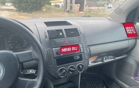 Volkswagen Polo IV рестайлинг, 2006 год, 250 000 рублей, 1 фотография