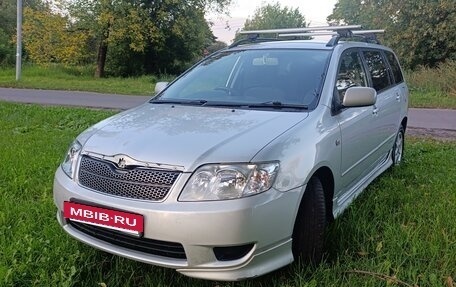 Toyota Corolla, 2004 год, 620 000 рублей, 2 фотография