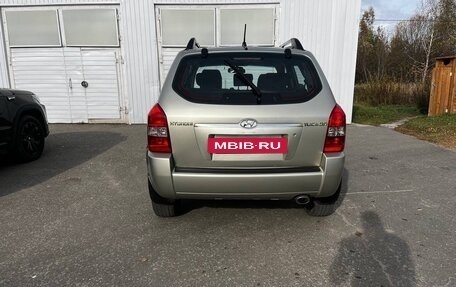 Hyundai Tucson III, 2007 год, 699 000 рублей, 3 фотография