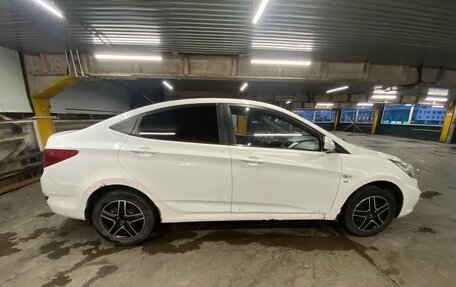 Hyundai Solaris II рестайлинг, 2012 год, 429 900 рублей, 17 фотография